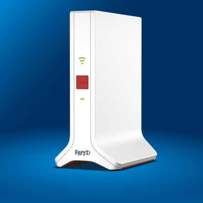 FRITZ!Repeater 3000 AX auf blauem Hintergrund, leistungsstarker Triband-Repeater für schnelles WLAN