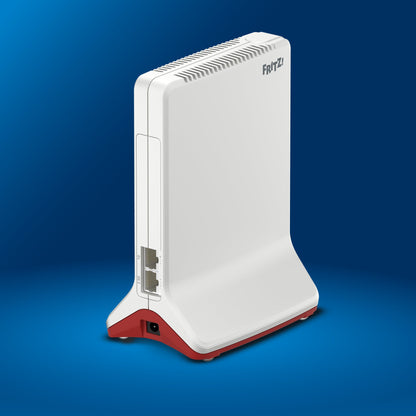 FRITZ!Repeater 6000 auf blauem Hintergrund, Hochgeschwindigkeits-WLAN-Repeater mit 6 GBit/s.